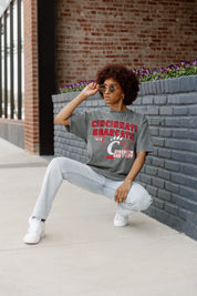 CINCINNATI BEARCATS KEEP THE LEAD OVERSIZED CREWNECK TEE