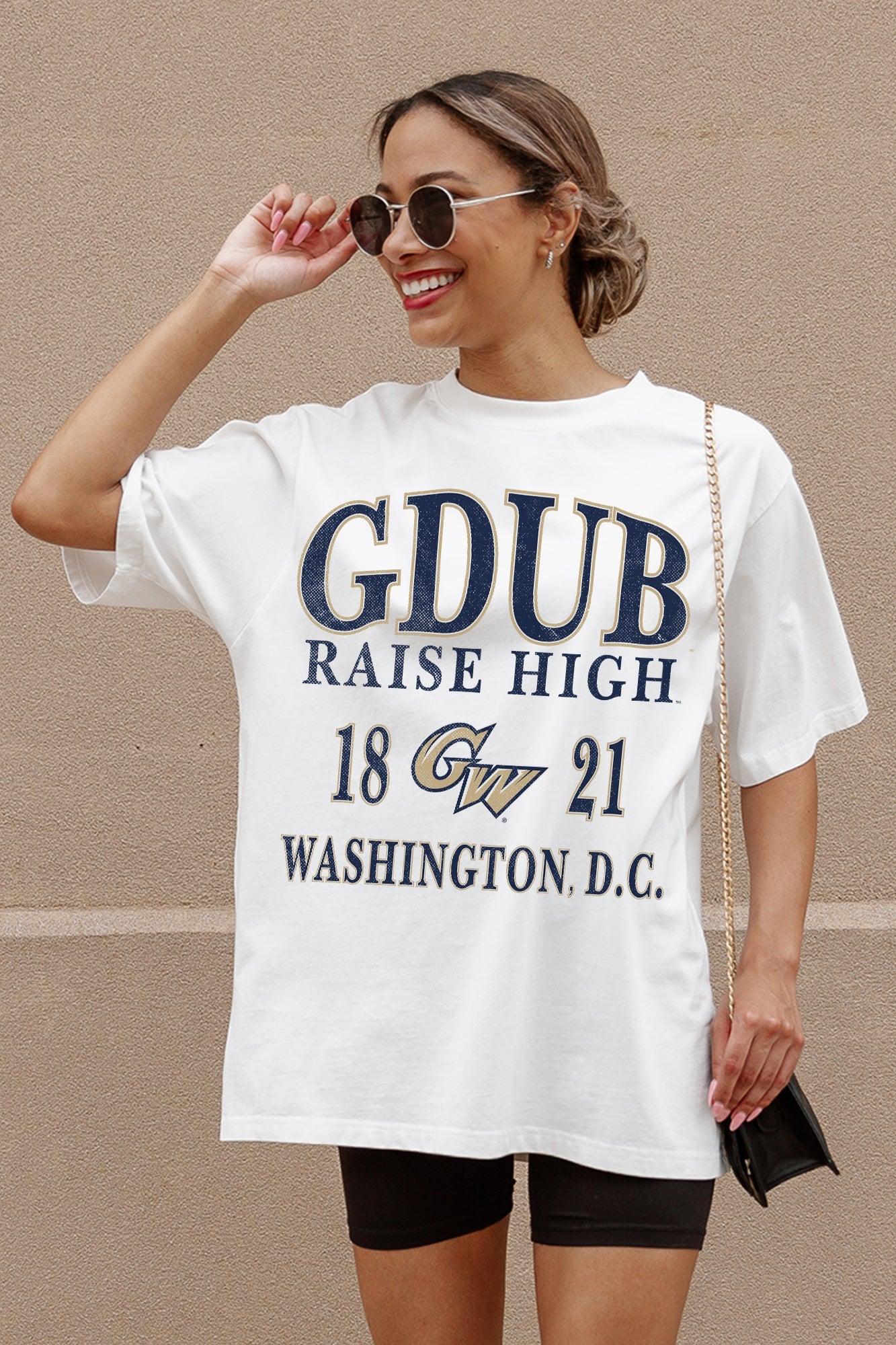 GEORGE WASHINGTON REVOLUTIONARIES UNITY OVERSIZED CREWNECK TEE