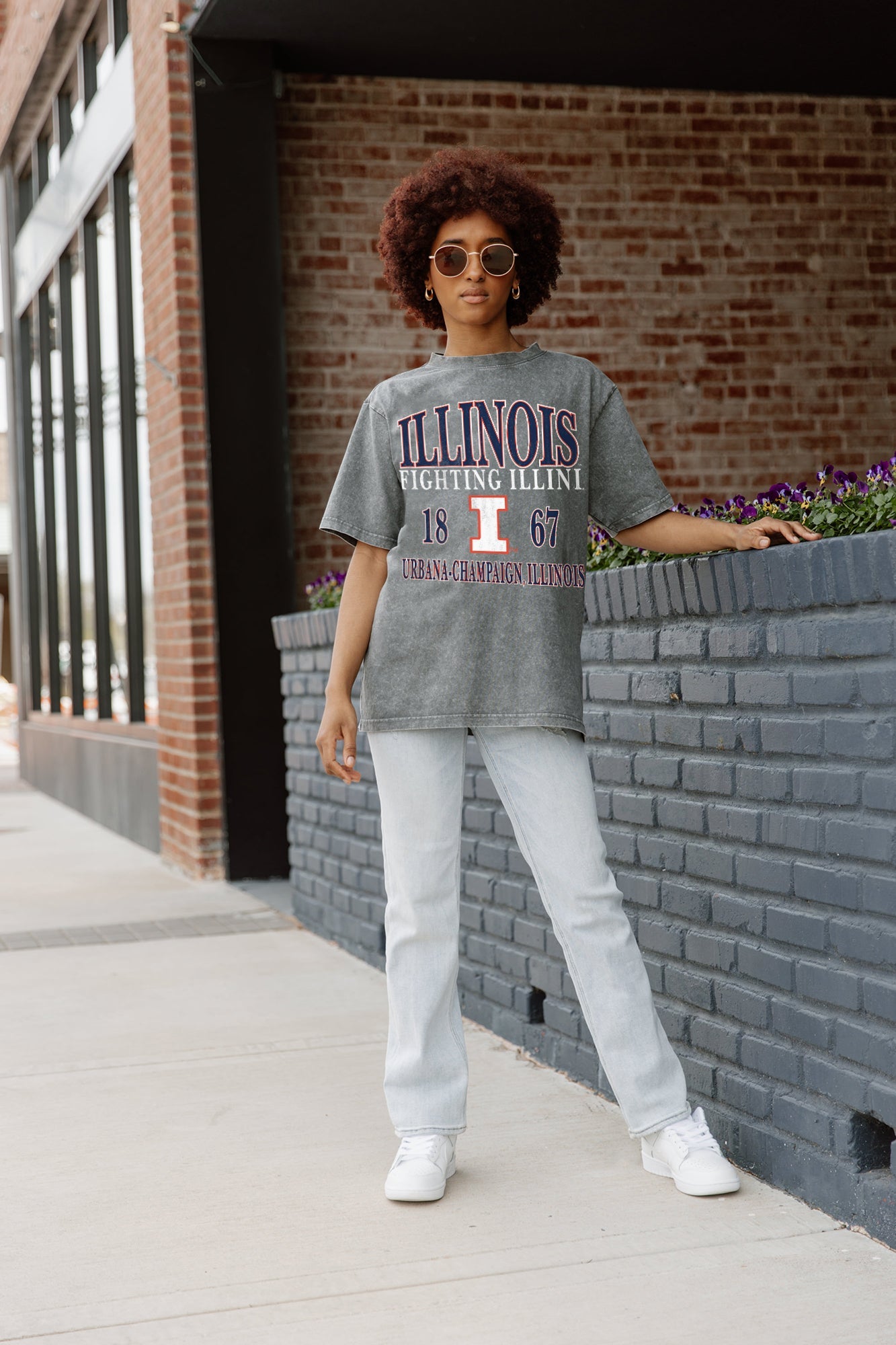 ILLINOIS FIGHTING ILLINI DYNASTY OVERSIZED CREWNECK TEE