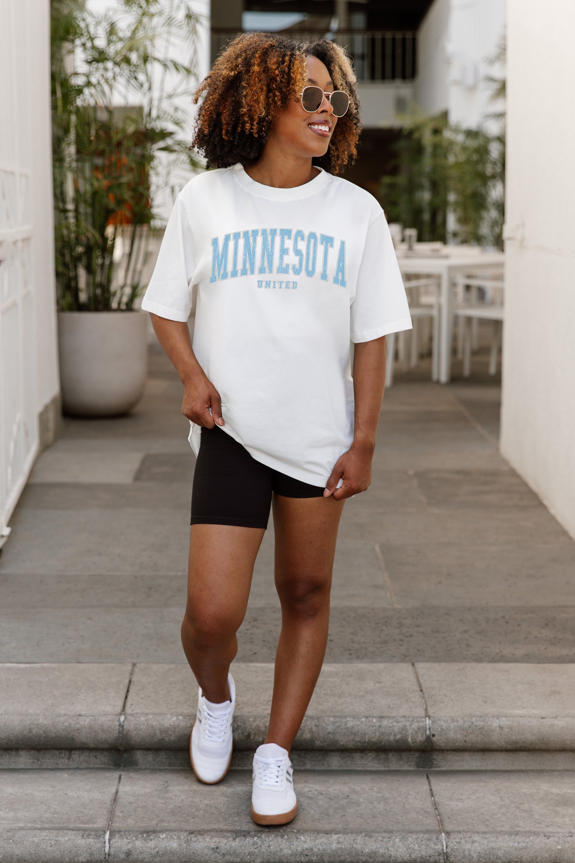 MINNESOTA UNITED GOAL LINE OVERSIZED CREWNECK TEE