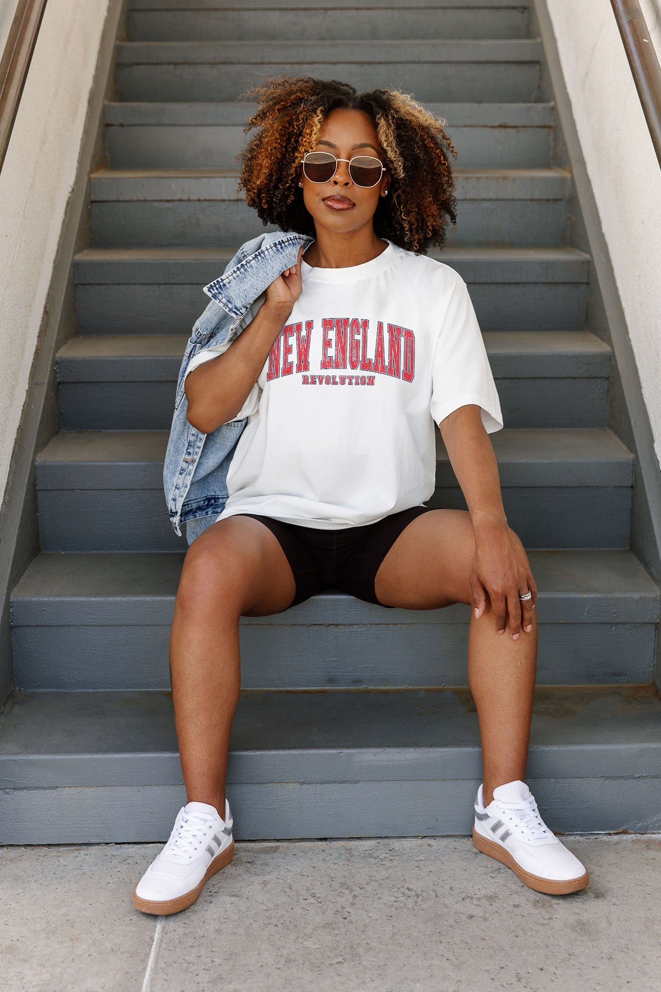NEW ENGLAND REVOLUTION GOAL LINE OVERSIZED CREWNECK TEE