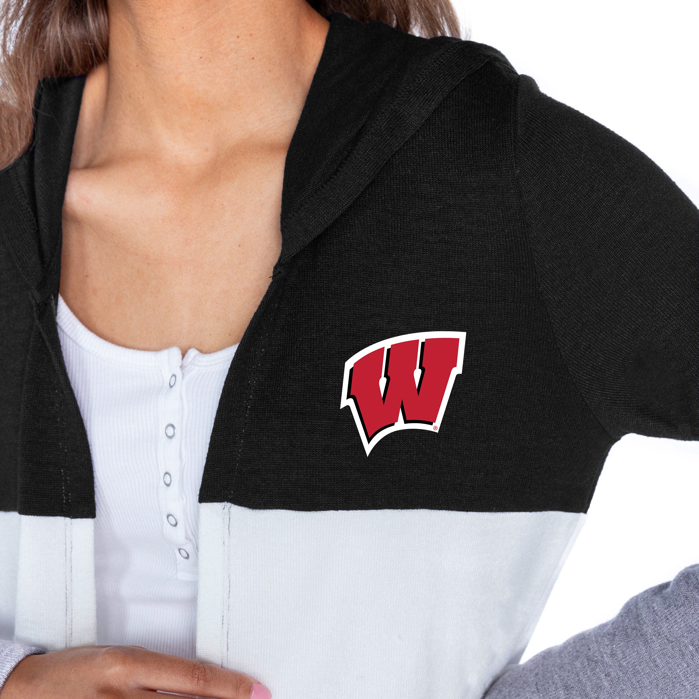 WISCONSIN BADGERS INSIGNIA WOMEN'S LIGHTWEIGHT LONG SLEEVE HOODED CARDIGAN WITH OPEN FRONT AND BOLD COLORBLOCK DETAIL