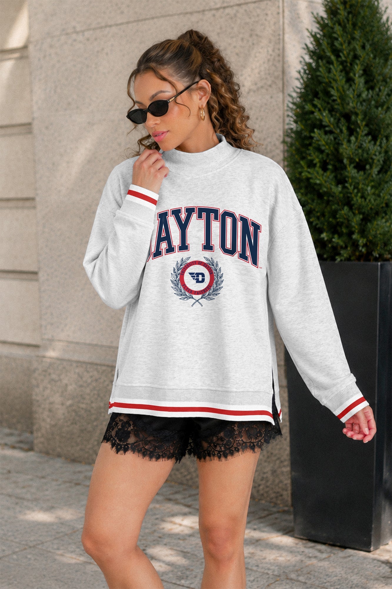 DAYTON FLYERS RALLY POINT CONTRAST MOCKNECK PULLOVER