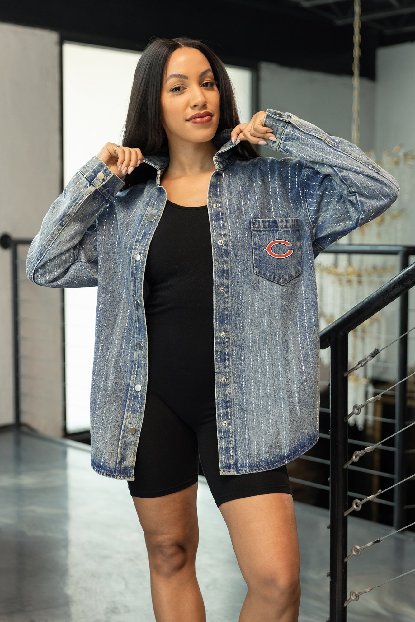 CHICAGO BEARS STYLES THE LIMIT MICRO-RHINESTONE DENIM OVERSHIRT