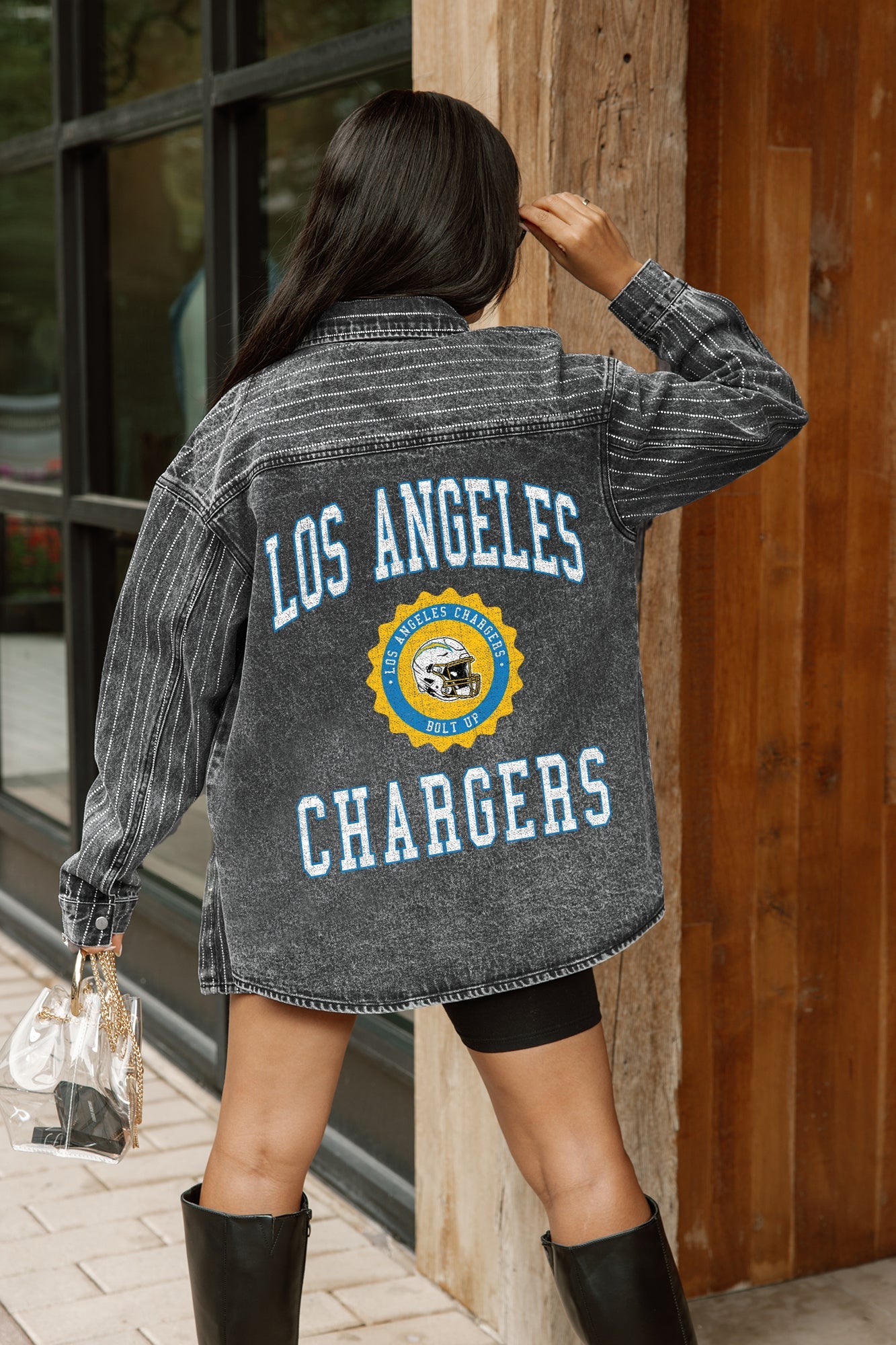 LOS ANGELES CHARGERS STYLES THE LIMIT MICRO-RHINESTONE DENIM OVERSHIRT IN BLACK