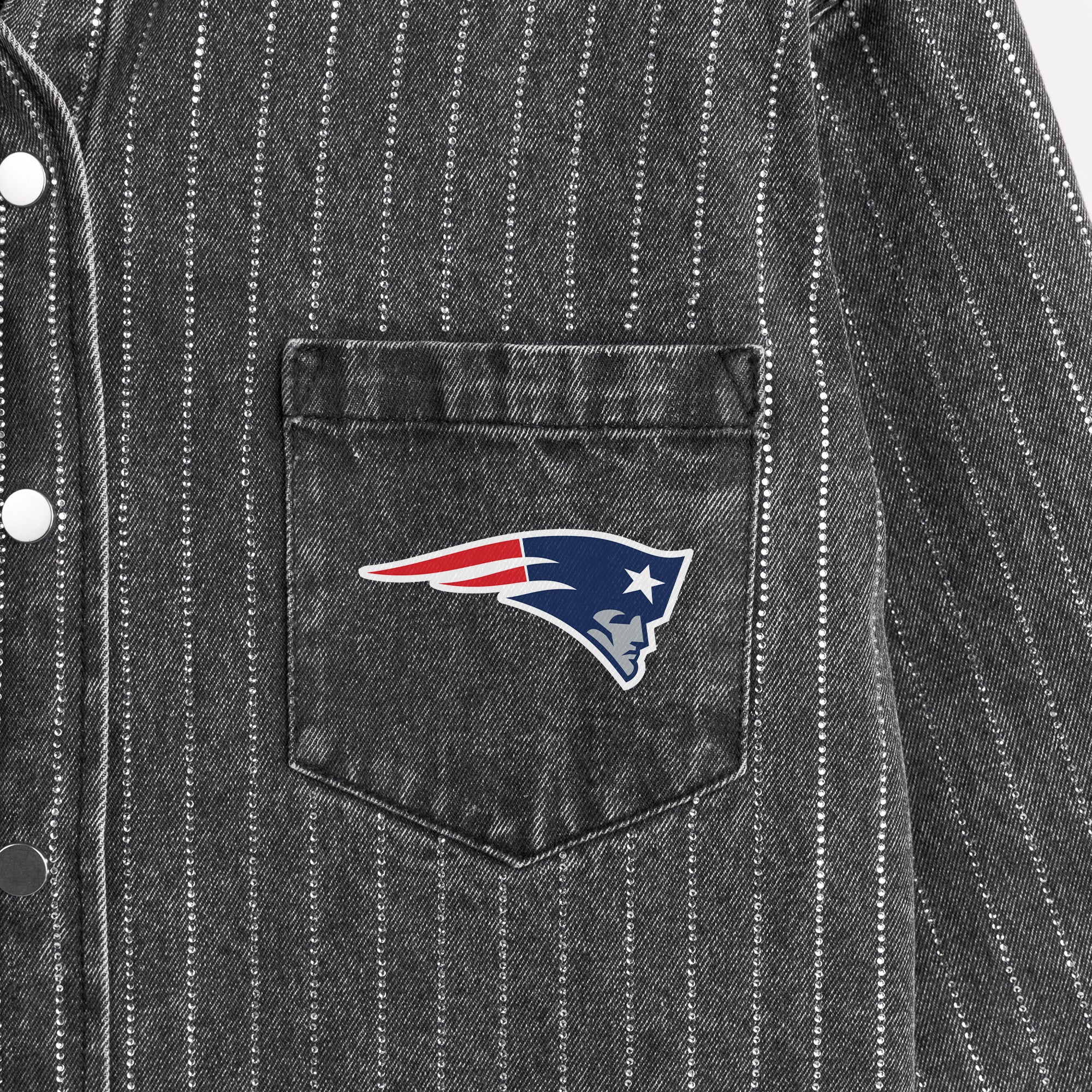 NEW ENGLAND PATRIOTS STYLES THE LIMIT MICRO-RHINESTONE DENIM OVERSHIRT IN BLACK