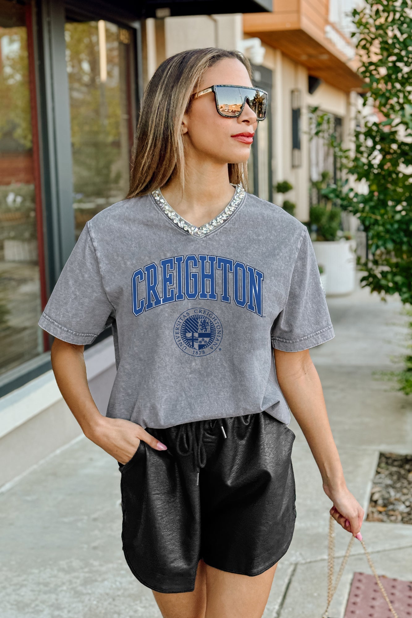 CREIGHTON BLUEJAYS ICONIC EDGE RHINESTONE TRIM V-NECK TEE