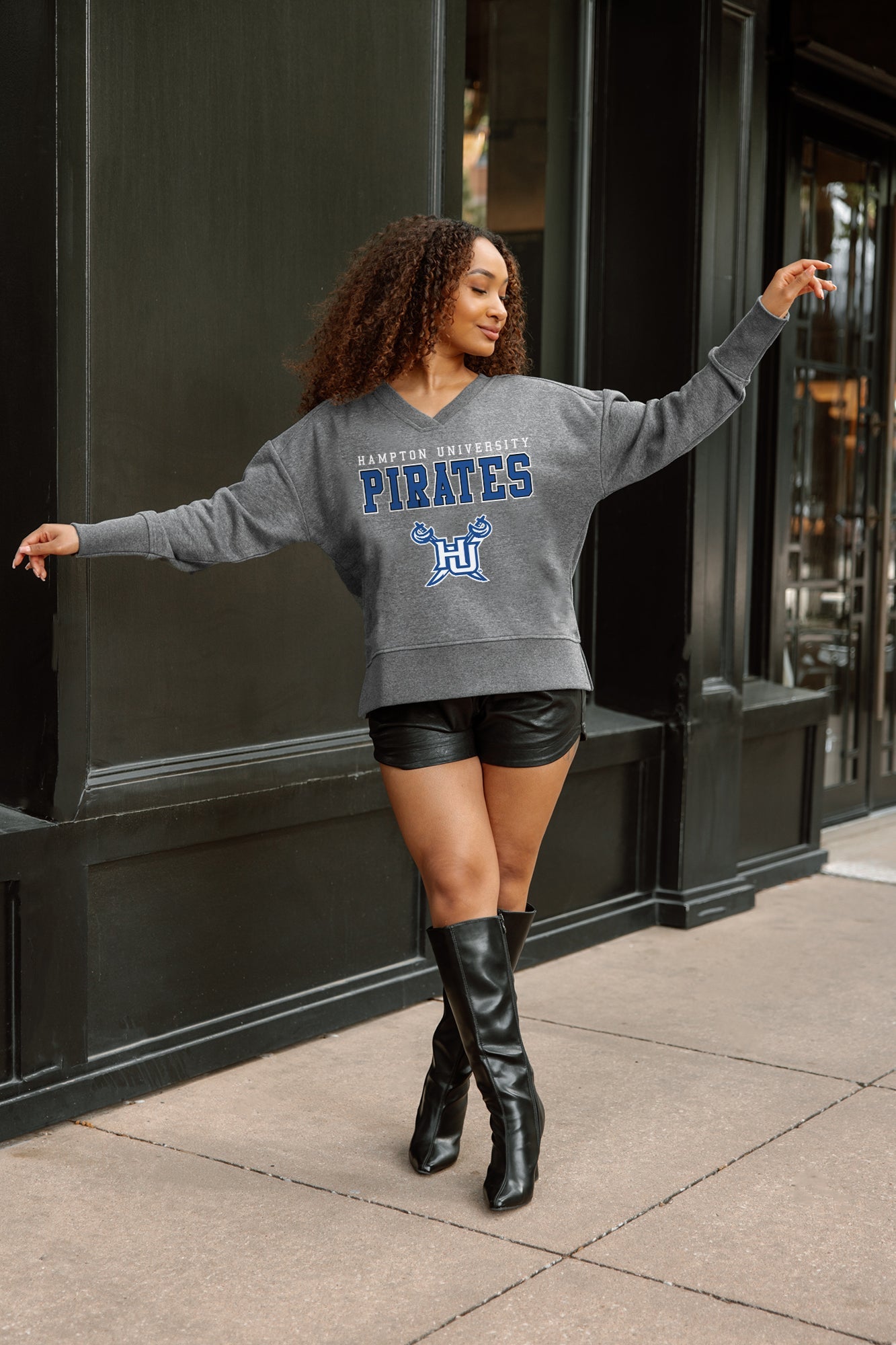 HAMPTON PIRATES MOST WANTED CLASSIC FRENCH TERRY PULLOVER