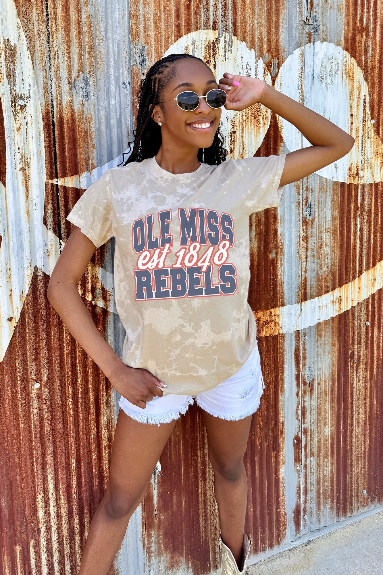 OLE MISS REBELS DEEP ROOTS BLEACH WASH TEE