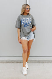 BOISE STATE BRONCOS SOLID DEFENSE OVERSIZED CREWNECK TEE